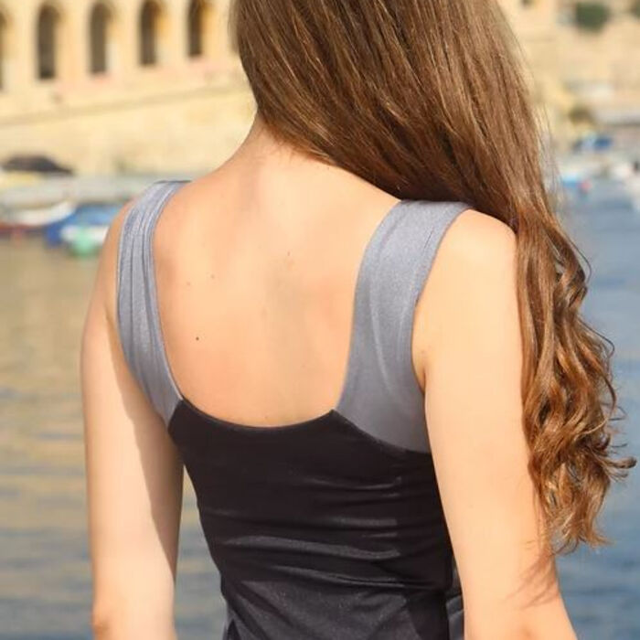 Gianna Full Piece Thumbnail