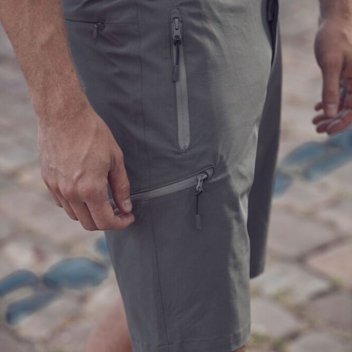 Clique Unisex Bend shorts Thumbnail