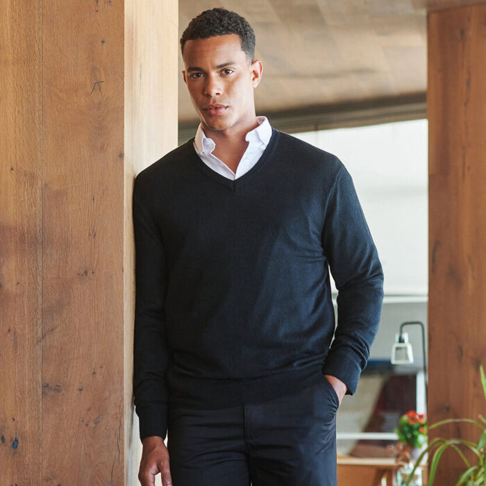 Henbury Mens Cashmere touch acrylic v-neck jumper Thumbnail