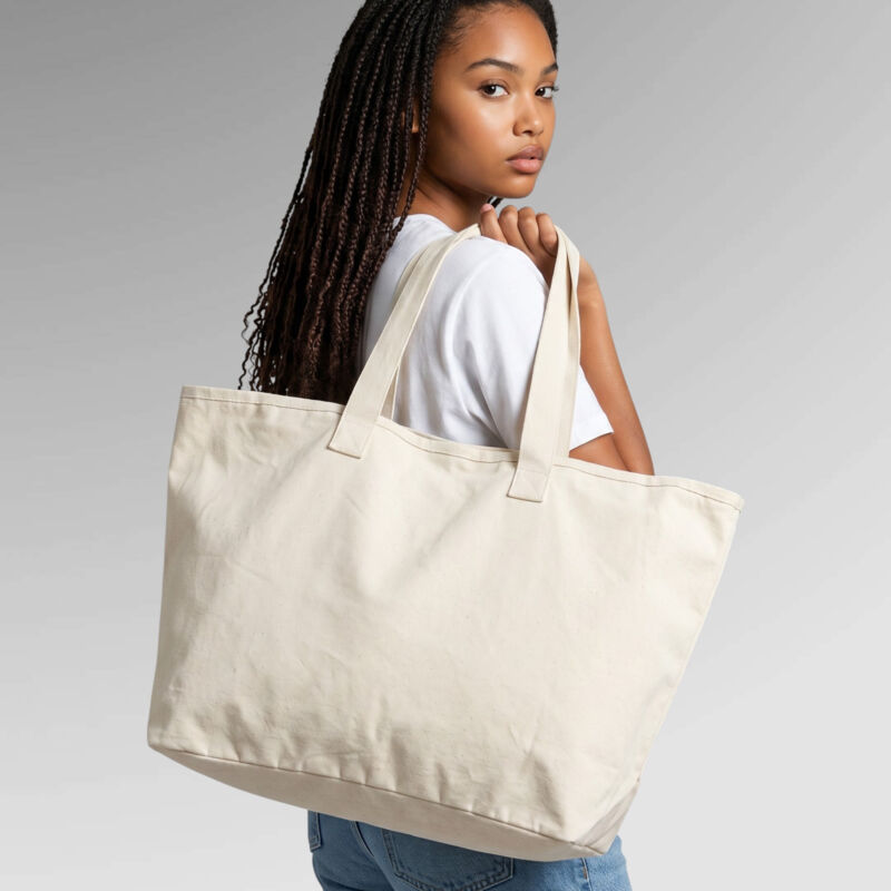 Westford mill Zipped beach bag Thumbnail